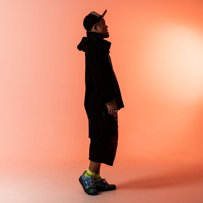 【夢は持っていますか？】「電脳チャイナパトロール」がアパレルブランド「42(FORTYTWO)」とクリスマスコラボ！割と着やすいデザインのパーカーがリリース！｜合同会社BrainCraftの