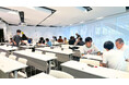大学生がシニアと共に大阪・関西万博へ。スマホ予約から当日のアテンドまで追大生がサポート