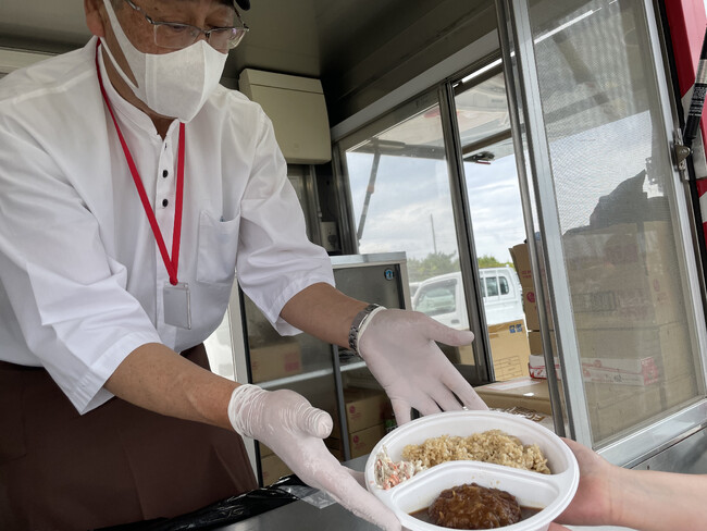 『千葉白子町の新玉ねぎをつかったハンバーグ』を使った白子玉ねぎハンバーグプレート