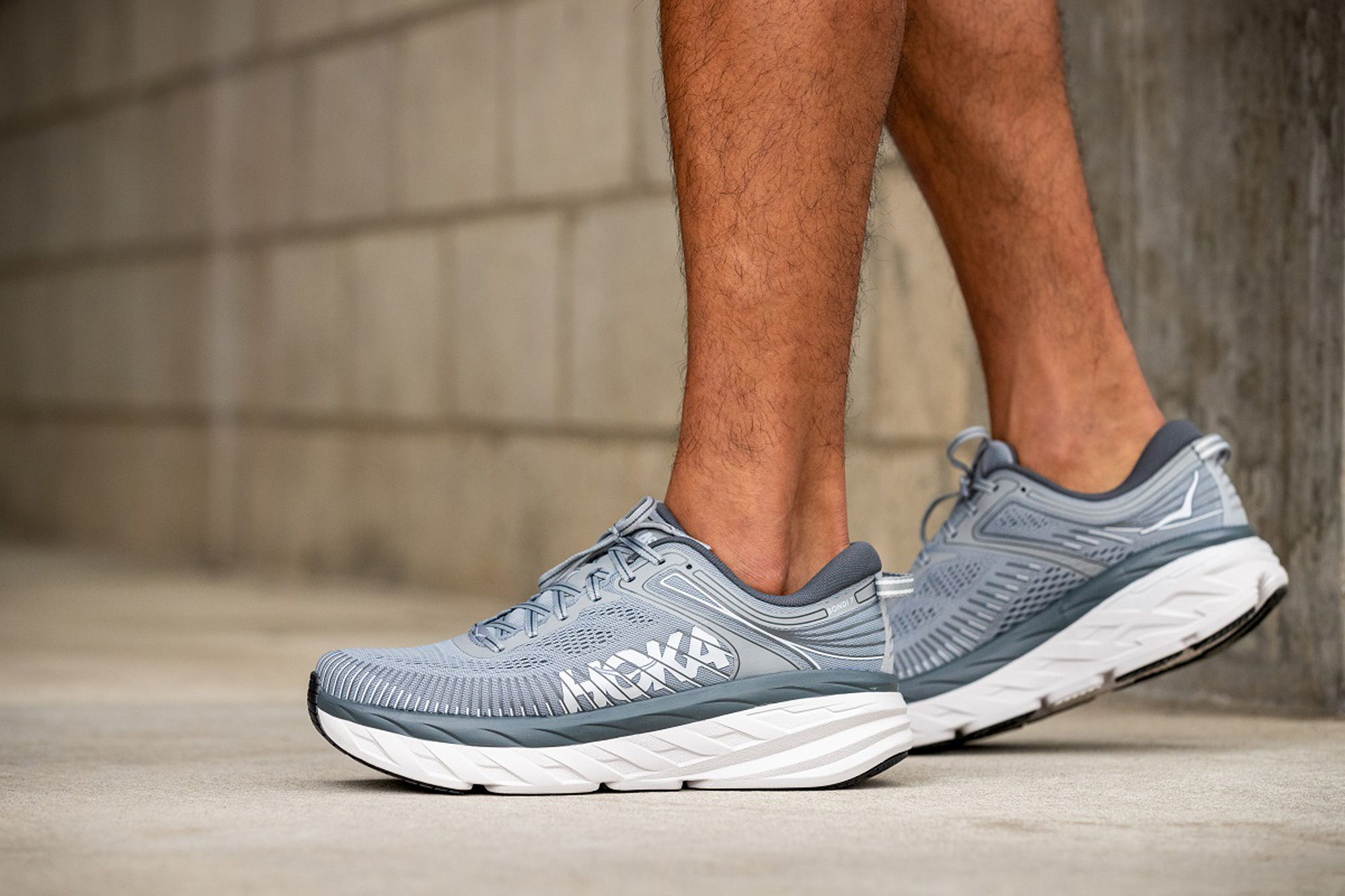 HOKA ONEONE BONDI7 ワイド 23.5cm ブラック - 靴