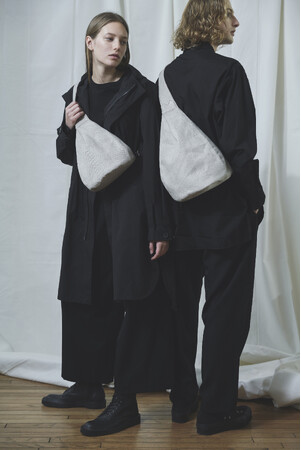 discord Yohji Yamamoto、GINZA SIX限定コレクションとしてリネン帆布