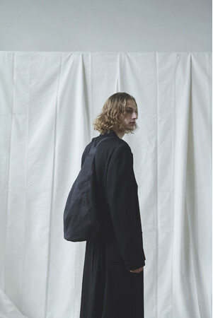 discord Yohji Yamamoto、GINZA SIX限定コレクションとしてリネン帆布