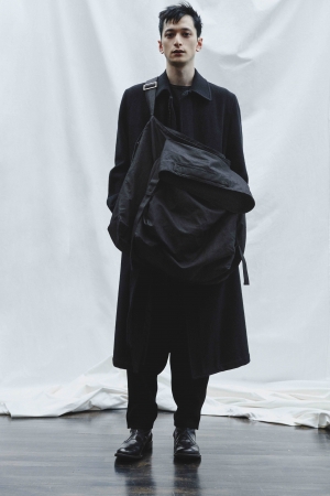discord Yohji Yamamoto、2020-21秋冬コレクションを7月17日金曜日より