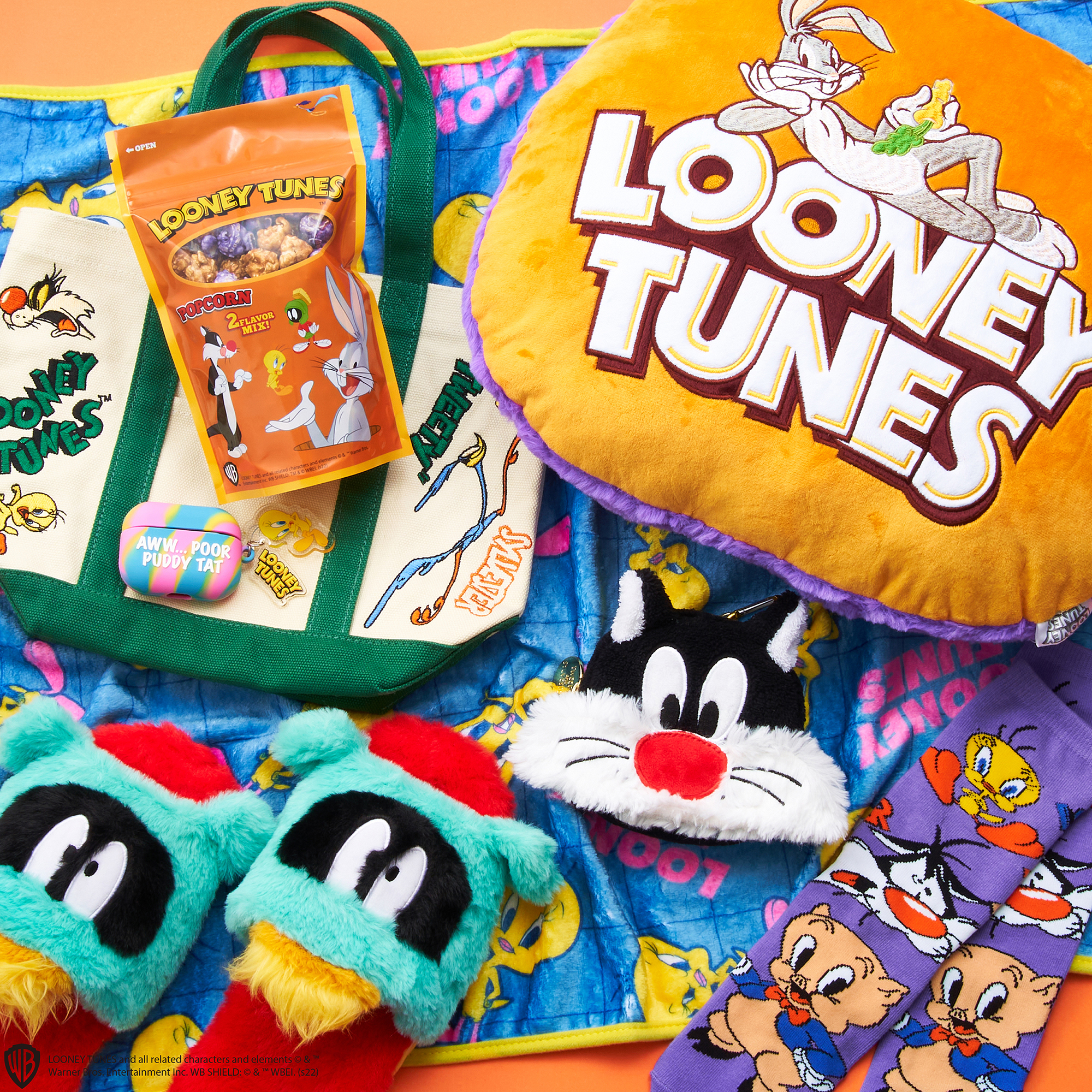 レトロなスクールテイストがかわいい！PLAZAに『LOONEY TUNES』の