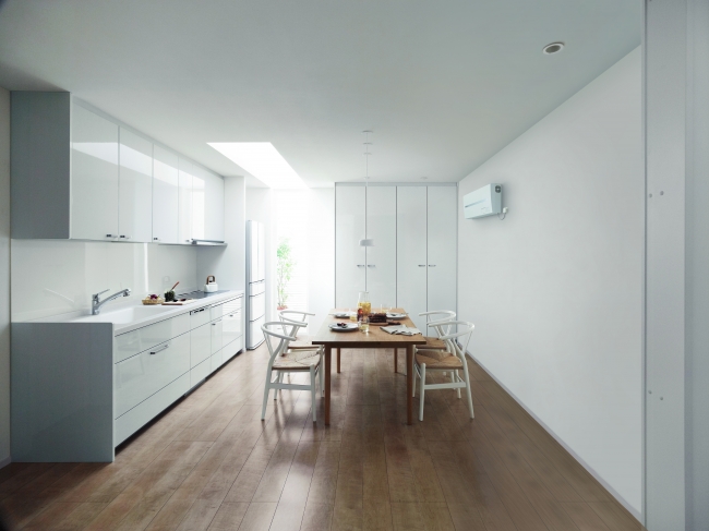「【住宅用】リチウムイオン蓄電盤（蓄電容量 1kWh）壁掛けタイプ」設置例