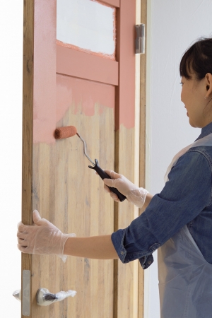 内装ドア「VERITIS（ベリティス）CRAFT LABEL（クラフトレーベル）」塗れるドア 塗装イメージ