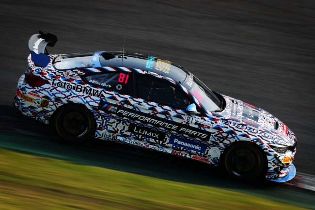 「BMW Team Studie」走行シーン2