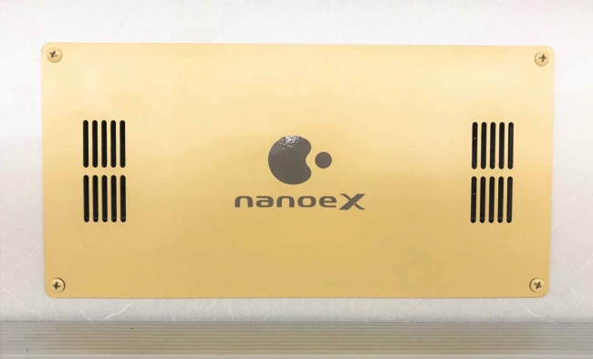 【「ナノイーX」発生装置】車両天井部の「ナノイーX」発生装置