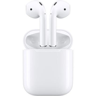 Apple　AirPods with Charging Case