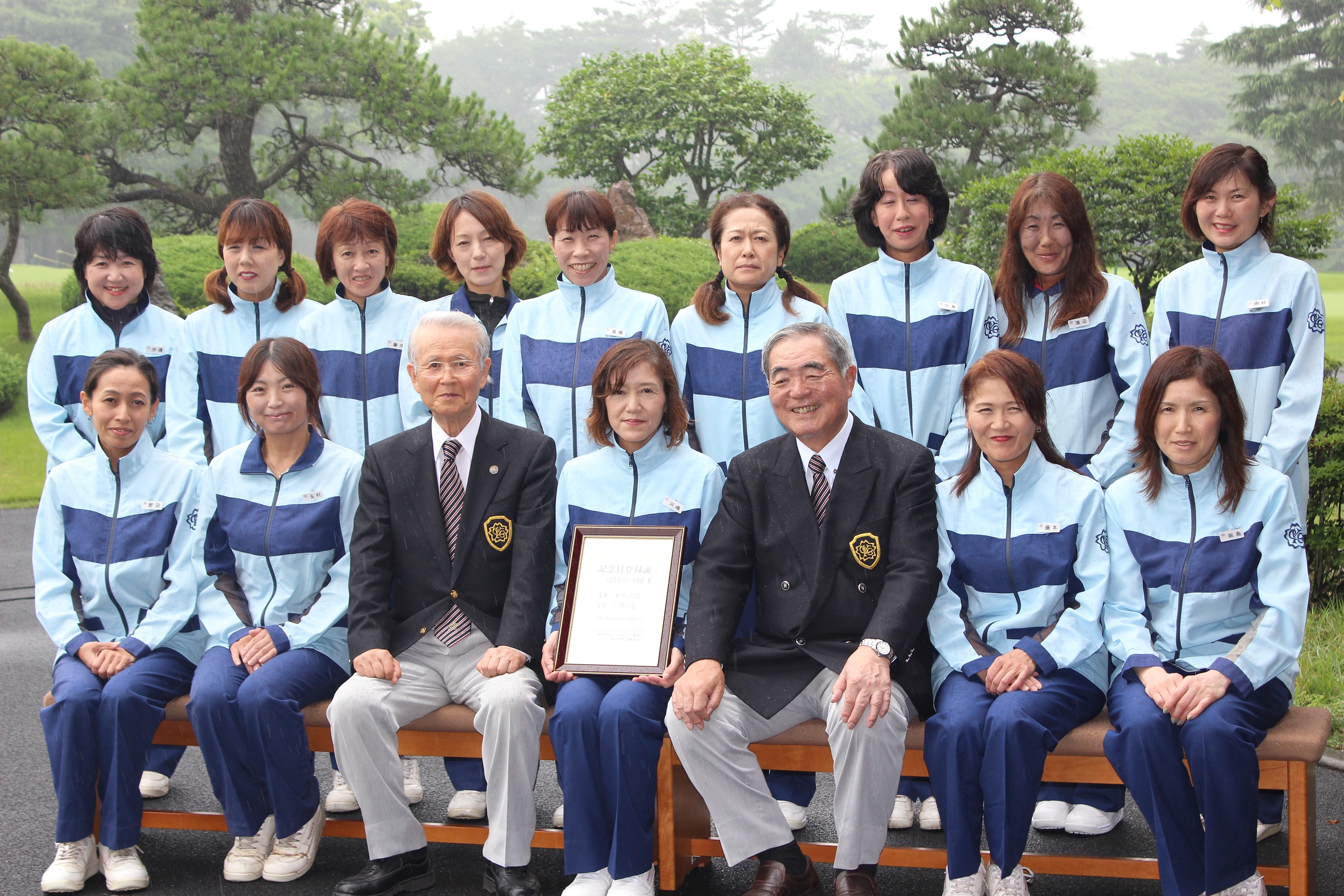 10月18日が キャディーの日 に制定 小金井ゴルフ株式会社のプレスリリース
