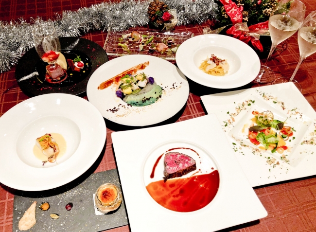 まるでアート お皿をキャンバスに 愛 を描く品川 ダノイの クリスマスディナーコース ジローレストランシステム株式会社のプレスリリース