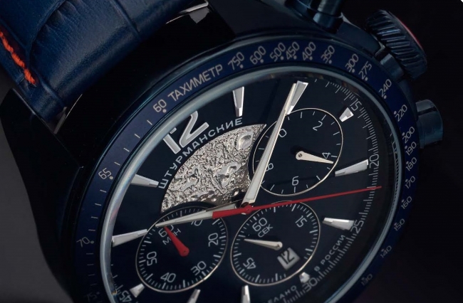人類初の宇宙飛行士と宇宙に旅立った Sturmanskie シュトゥルマンスキー の腕時計から 21年に打ち上げ予定の Luna25 の腕時計 を発売 株式会社andorosのプレスリリース