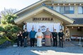 6月7日、秩父湯元 武甲温泉に「雷部屋」がやってくる! 力士がふるまう「ちゃんこ」を食べて記念撮影。期間限定の特盛メニューも販売