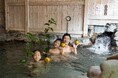 昭和レトロな温泉銭湯 玉川温泉で、先人の知恵を借りた夏にぴったりのお風呂「梨の葉風呂」を開催します