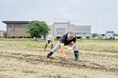 昭和レトロな温泉銭湯 玉川温泉は、ときがわ町の遊休耕作地の解消と町の活性化を目的とした「ソルガム種まき体験」を開催します