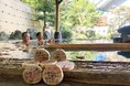 秩父湯元 武甲温泉にて、敬老の日のイベント開催。横瀬町の間伐材を使用した「100のありがとう風呂」「長い木風呂」