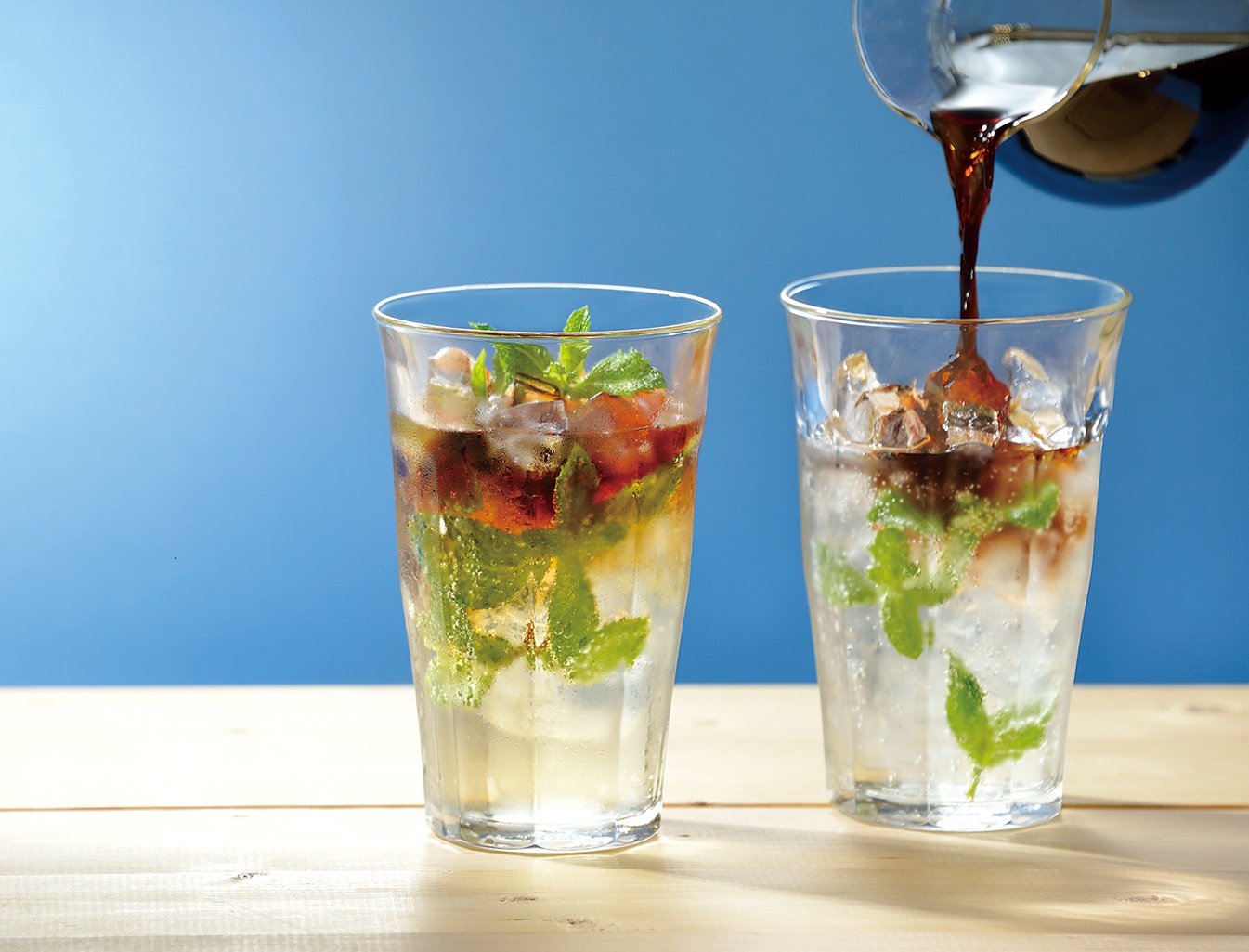 ダブルネルドリップコーヒーを使った夏の新メニュー 清涼感あふれるノンアルコールコーヒーカクテル コーヒーモヒート など３種類のコーヒーを上島珈琲店で７月４日より発売 ユーシーシーフードサービスシステムズ株式会社のプレスリリース