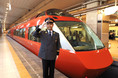 プロカメラマンが同行！毎年人気の駅長体験企画がパワーアップ 小田急百貨店「2022年小田急スペシャル夢袋」