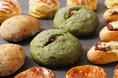 【フランボワーズ×抹茶パン】「バゲットラビット」より累計販売数98万※1個突破のもちもち食感の「ブール」から甘酸っぱいフランボワーズと抹茶を掛け合わせた新感覚の味わいを楽しめる冬フレーバーが新登場！