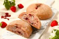 【いちご新商品】「バゲットラビット」よりまるで“苺大福”のようなもっちり食感＆甘酸っぱさを楽しめる加水率90％超えの春限定『ブール』が新登場！あまおういちごの甘み広がるサクサク食感デニッシュも同時発売