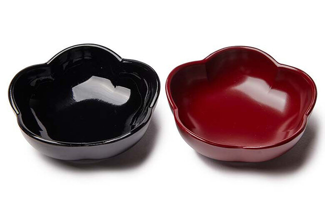 梅小鉢 黒十分ツヤ/銀朱八分ツヤ仕上げ 梅小鉢 黒十分ツヤ/銀朱八分ツヤ仕上げ