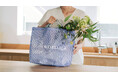 【DEAN & DELUCA】6月17日(火)発売 数量限定 夏の日常を彩るメッシュトートバッグ 今年は涼やかな“ライラック”カラーで登場
