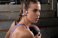 Shokz OpenRun パープル | 耳をふさがず、周囲の音も聞こえる骨伝導イヤホン OpenRunに新色登場