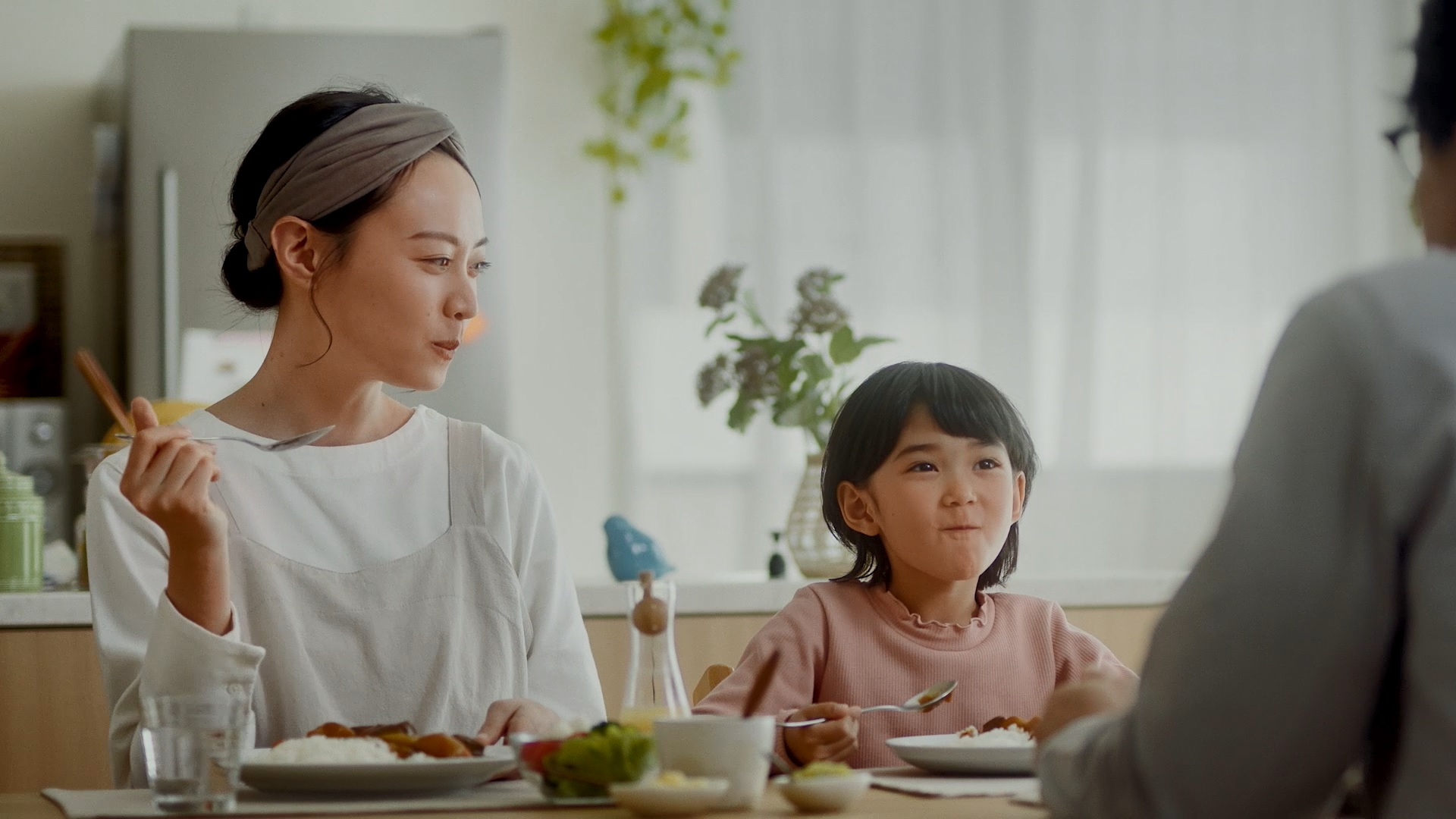 新tvcm 食のチカラを明日のチカラに ハウス食品グループ企業cmを12月25日から放送 ハウス食品グループ本社株式会社のプレスリリース