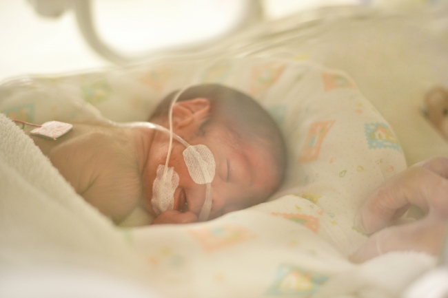 低出生体重の赤ちゃんにとって最適な環境作りを ムーニー がサポート ちいさな いのち応援プロジェクト 開始 ユニ チャーム株式会社のプレスリリース