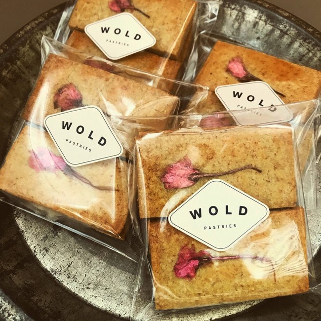 ＜WOLD PASTRIES＞