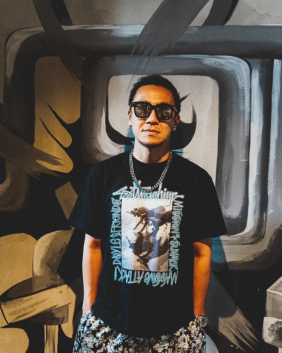 Def techのMicroがリアルに着ていたTシャツ | unimac.az