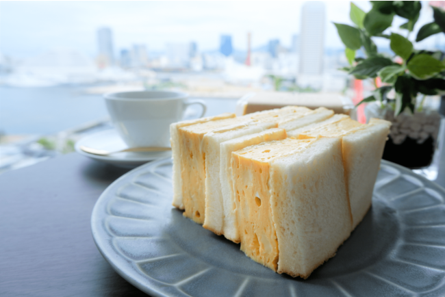 ふわふわ厚焼きたまごサンド 4切れ　650円(税込)