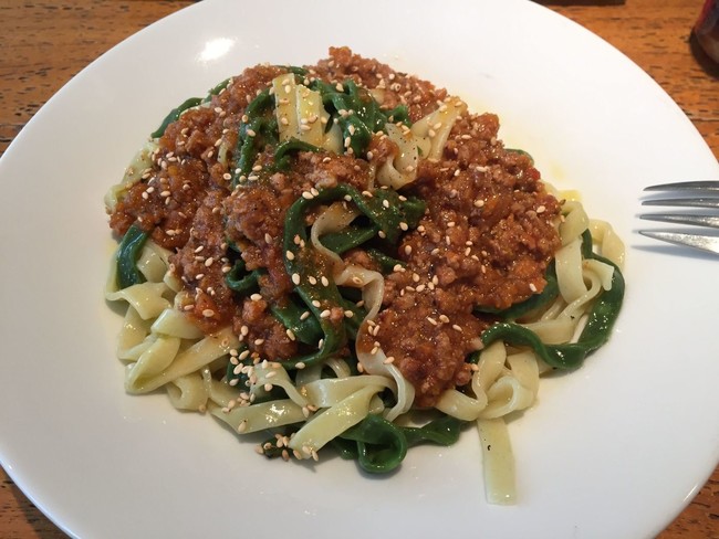 バナナカフェの「ミートソースパスタ」イメージ