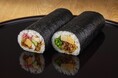 “高級海苔が香る” 山本山の2025年恵方巻 「七福 しちふく」「牛しぐれ」のご案内