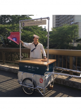 コカワセミ号（出前リヤカー）