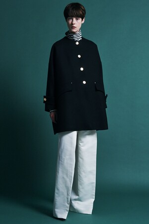 HUMBIE NO COLLAR ¥129,800 HUMBIE NO COLLAR ¥129,800