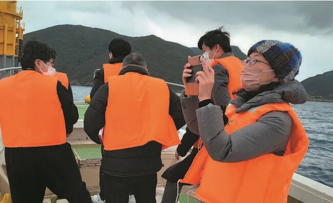 五島の浮体式洋上風力発電を現地にて視察。