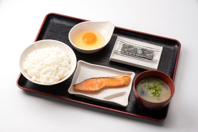 朝定食・鮭（520円）