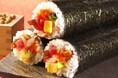 今年の「柿家すし」の節分は『特上海鮮恵方巻き』が新登場!! 2025年の恵方は「西南西」で新春の福を呼び込む!!