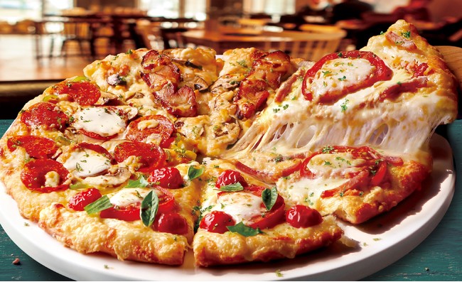 冬はやっぱりピザーラのご馳走ピザ とろけるチーズとカニ グルメ オマールエビの旨み プライム カニたっぷり ウインタークラブ インディー