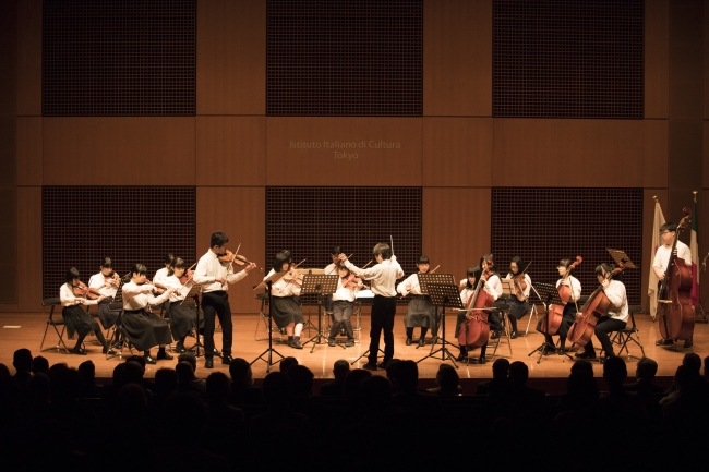 イタリア文化会館での「相馬子どもオーケストラ」ミニコンサート（2018年4月）（c）Mariko Tagashira_2018_FESJ