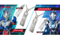 【ウルトラマンゼロ&ウルトラマンゼット】リバーシブルネックレス。プレート部分の表側に体のモチーフ、裏側にはウルトラサインを刻印