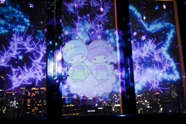 東京タワーで 花火を超える感動をその目に 高さ150mで 夏 を感じる新しい夜景体験 キキ ララカラーのプロジェクションマッピング 株式会社サンリオのプレスリリース
