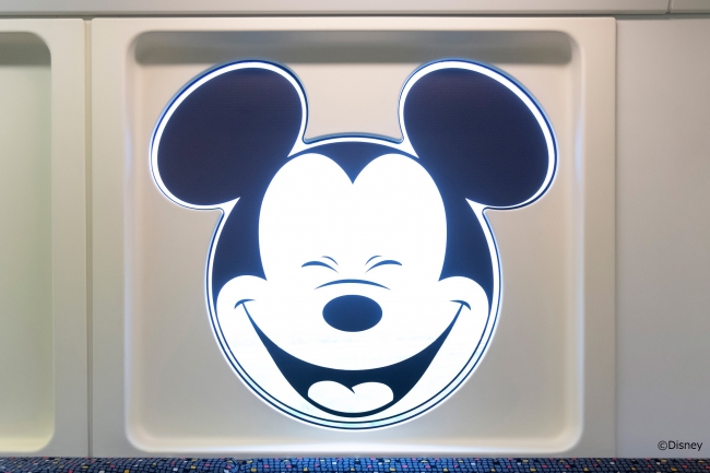 ディズニーリゾートラインにミッキーマウスのシルエット 株式会社舞浜リゾートラインのプレスリリース