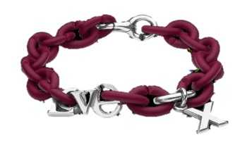 LOVE X Bracelet ￥21,900