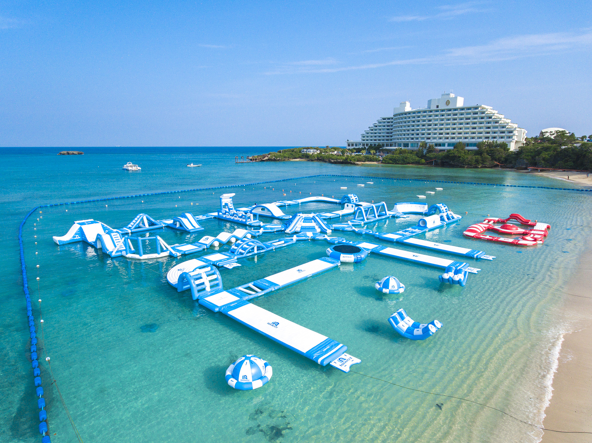 3月22日限定 沖縄県最大級の海上アスレチックを無料で遊びつくそう Anaインターコンチネンタル万座ビーチリゾートのプレスリリース
