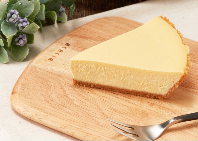 濃厚な味と滑らかな食感の「チーズケーキ」