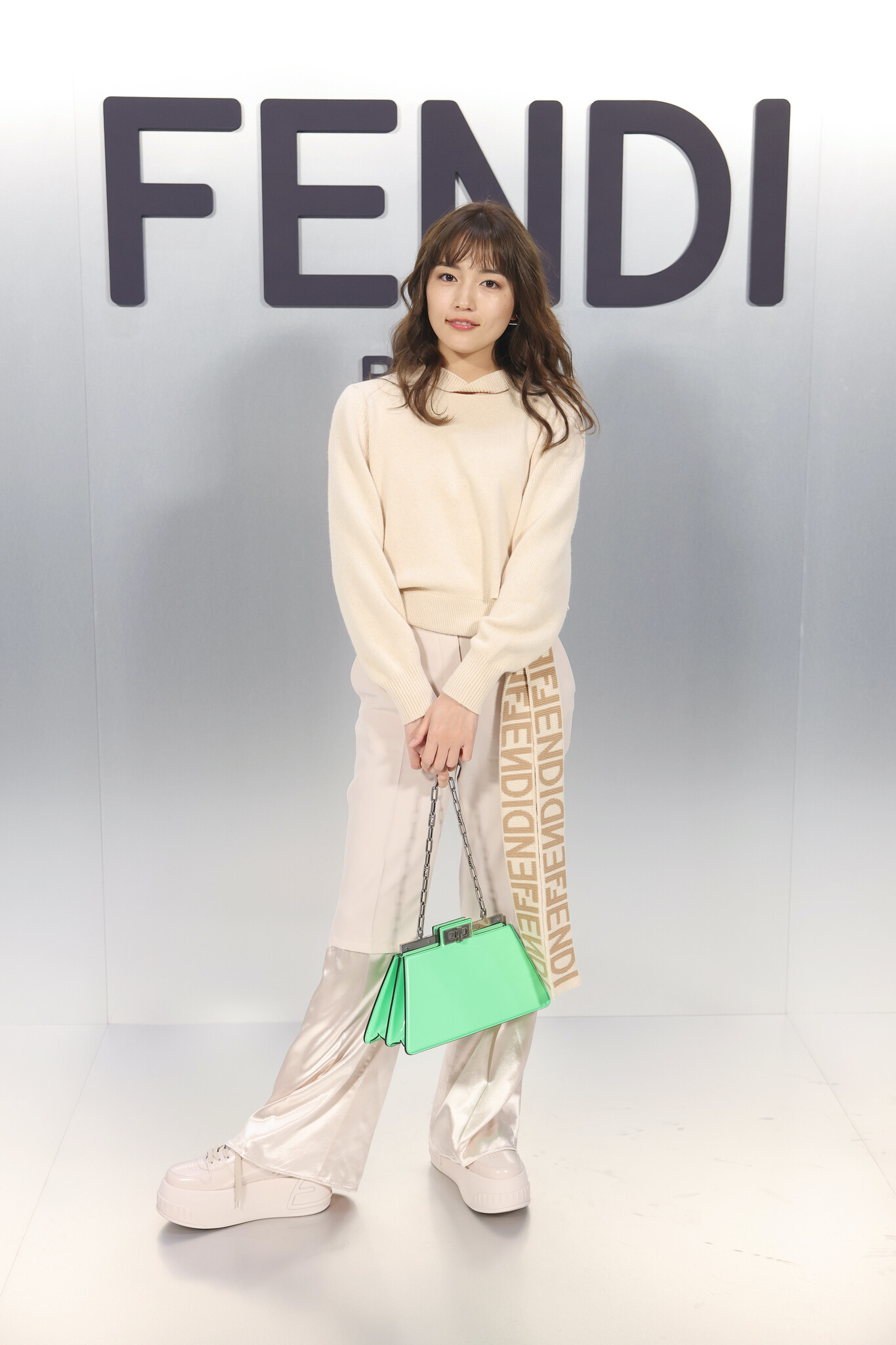 フェンディ 2023-24年秋冬 ウィメンズコレクションに、川口春奈など