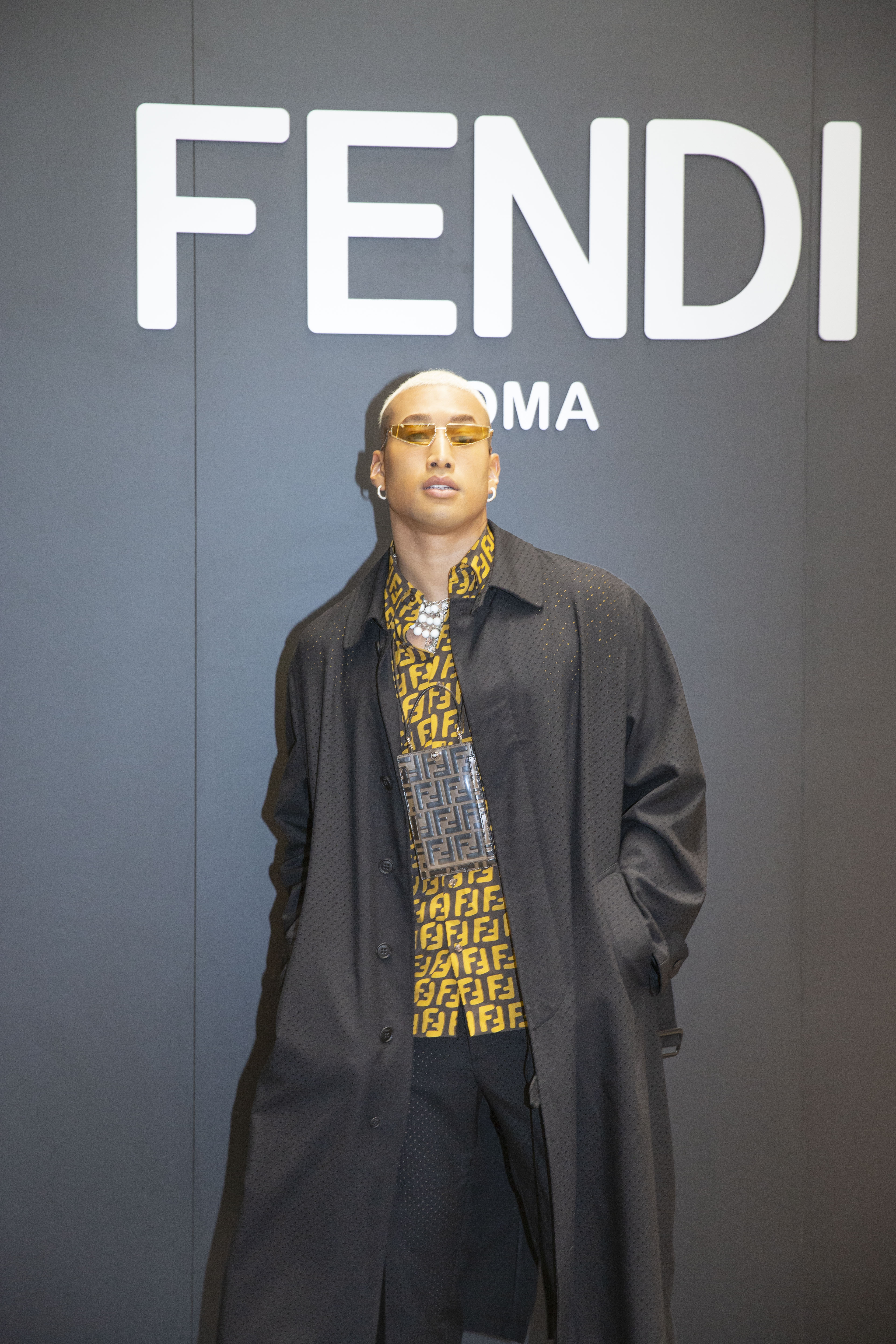 フェンディ 19 年秋冬メンズコレクションに 関口メンディーが参加 フェンディ ジャパンのプレスリリース