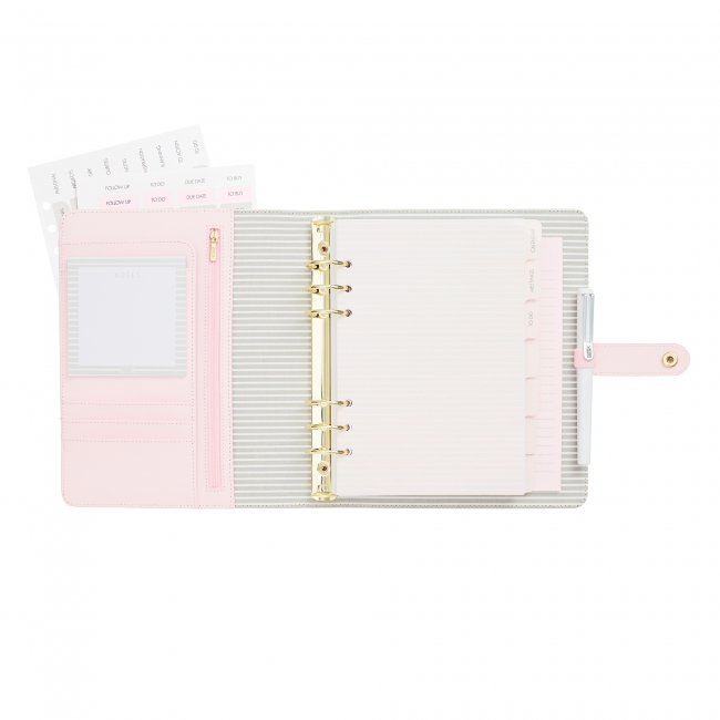 スウェーデンデザインのステーショナリーブランド Kikki K キッキケイ レザーシリーズよりシステム手帳が新発売 株式会社blanc De Blancsのプレスリリース